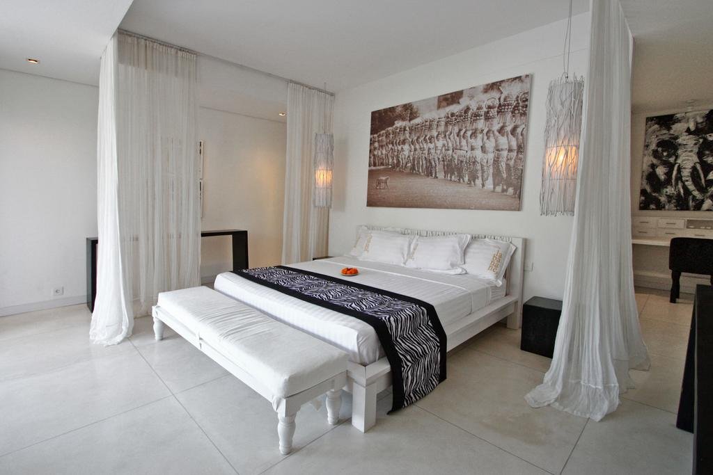 Villa La Banane - 4 Bedrooms Villa - Kerobokan Luxury Villa