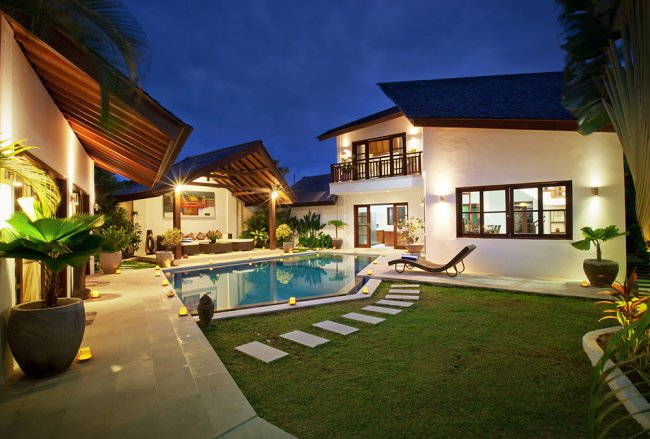 Origami Seminyak Villas - 3 Bedrooms Villa - Bali Villa Rentals in Seminyak