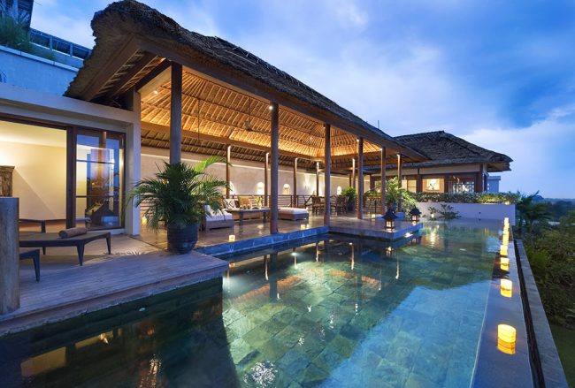 The Longhouse Villa Jimbaran - 6 Bedrooms Villa - Bali Villa Rentals in Jimbaran