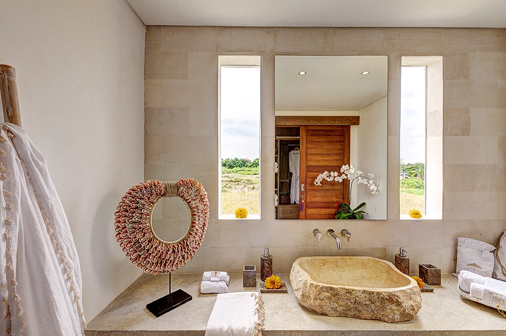 Bathroom - Villa Abaca Kadek, Seminyak Bali