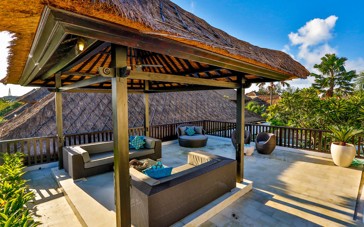 Rooftop With Living Space - Villa Amala, Seminyak Bali