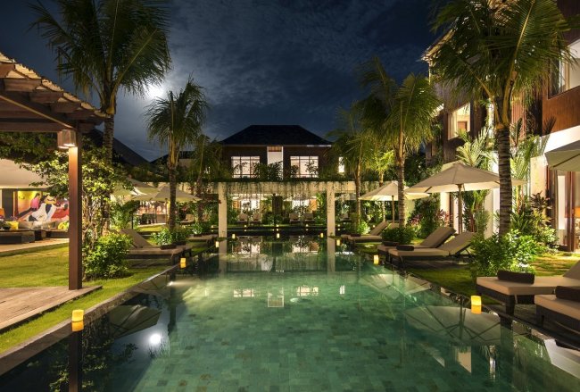 Villa Anam - 10 Bedrooms Villa - Bali Villa Rentals in Seminyak