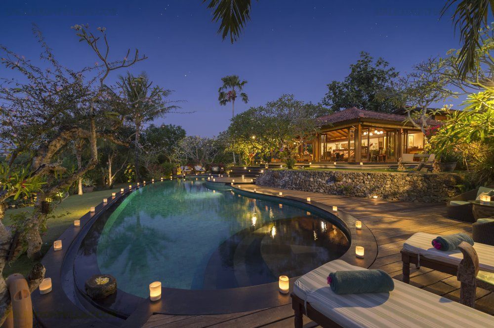 Villa East Indies - 5 Bedrooms Villa - Canggu Luxury Villa