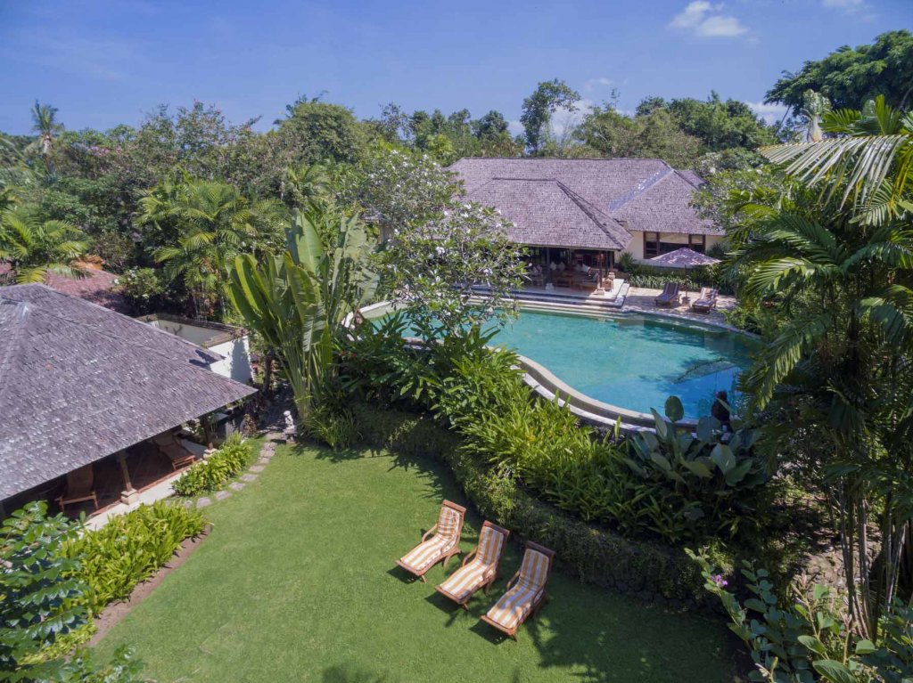 frangipani villa canggu
