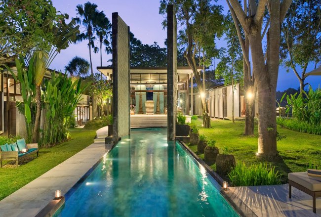 Villa Kouru - 5 Bedrooms Villa - Bali Villa Rentals in Canggu