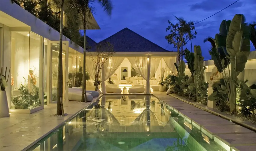 Puro Blanco Villa - 4 Bedrooms Villa - Canggu Luxury Villa