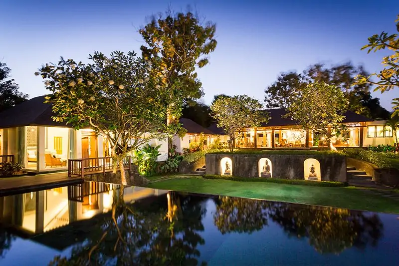 Simona Oasis & Spa - 5 Bedrooms Villa - Canggu Luxury Villa