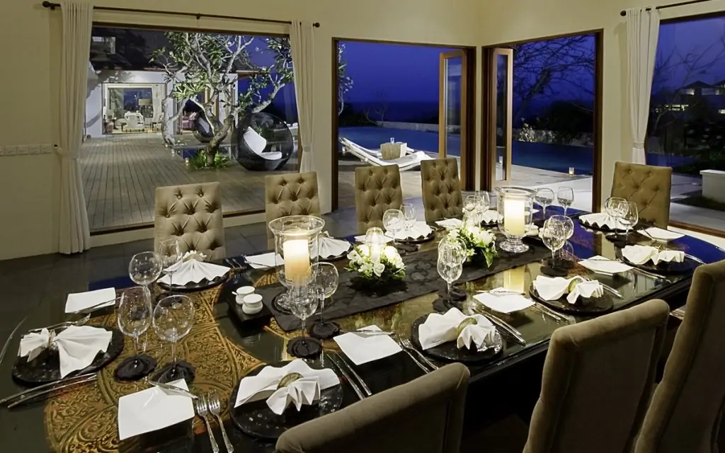 The Shanti Residence - 7 Bedrooms Villa - Nusa Dua Luxury Villa