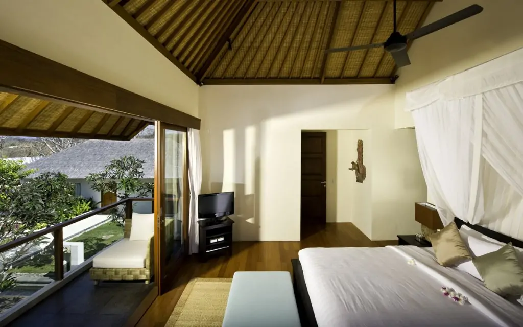 The Shanti Residence - 7 Bedrooms Villa - Nusa Dua Luxury Villa