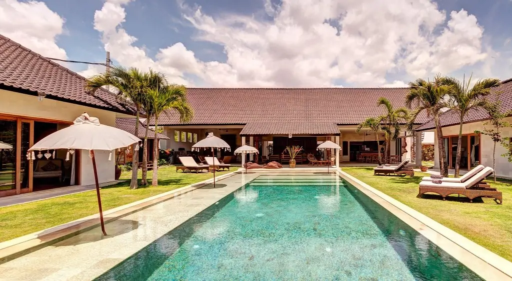 Villa Abaca Iluh - 6 Bedrooms Villa - Seminyak Luxury Villa