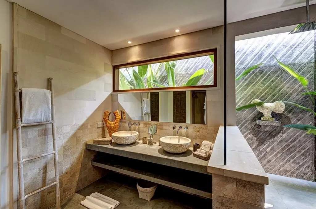 Villa Abaca Iluh - 6 Bedrooms Villa - Seminyak Luxury Villa