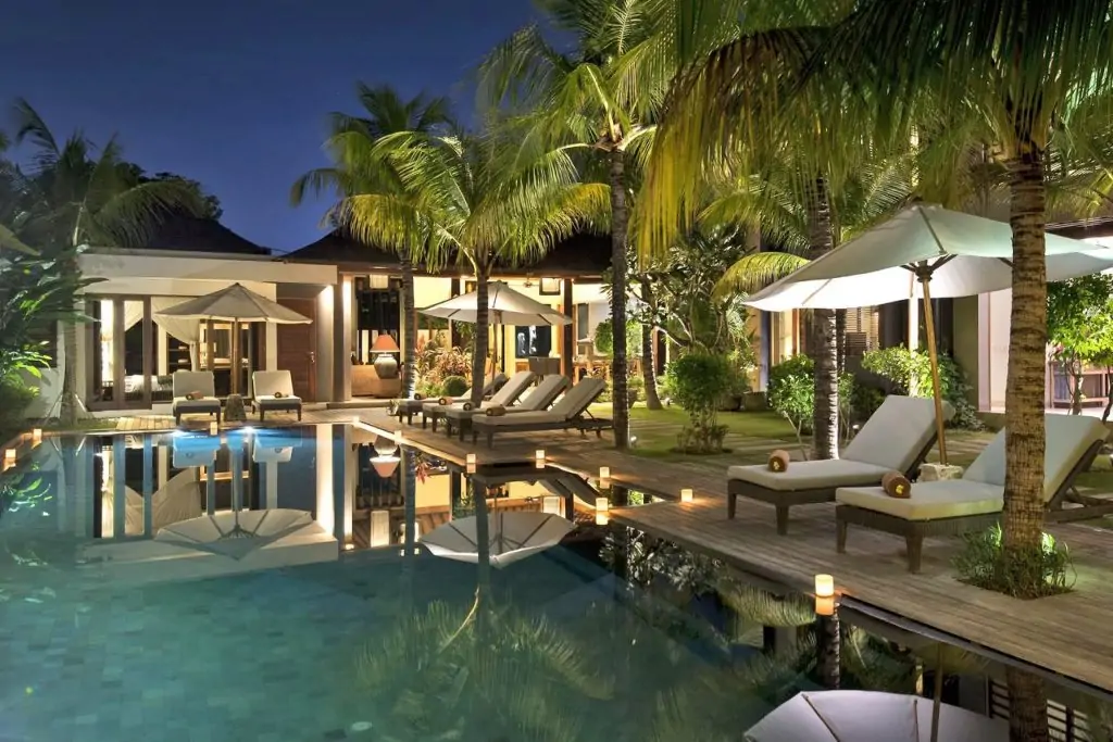 Villa Abakoi - 6 Bedrooms Villa - Seminyak Luxury Villa