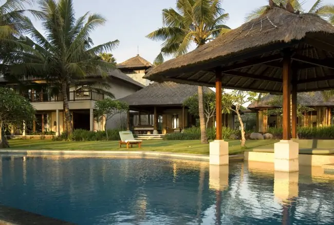 Arika Villa - 4 Bedrooms Villa - Bali Villa Rentals in Canggu
