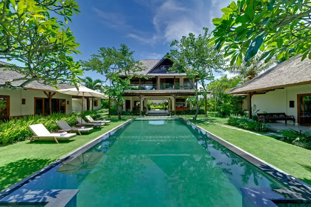 Villa Asmara - 4 Bedrooms Villa - Canggu Luxury Villa