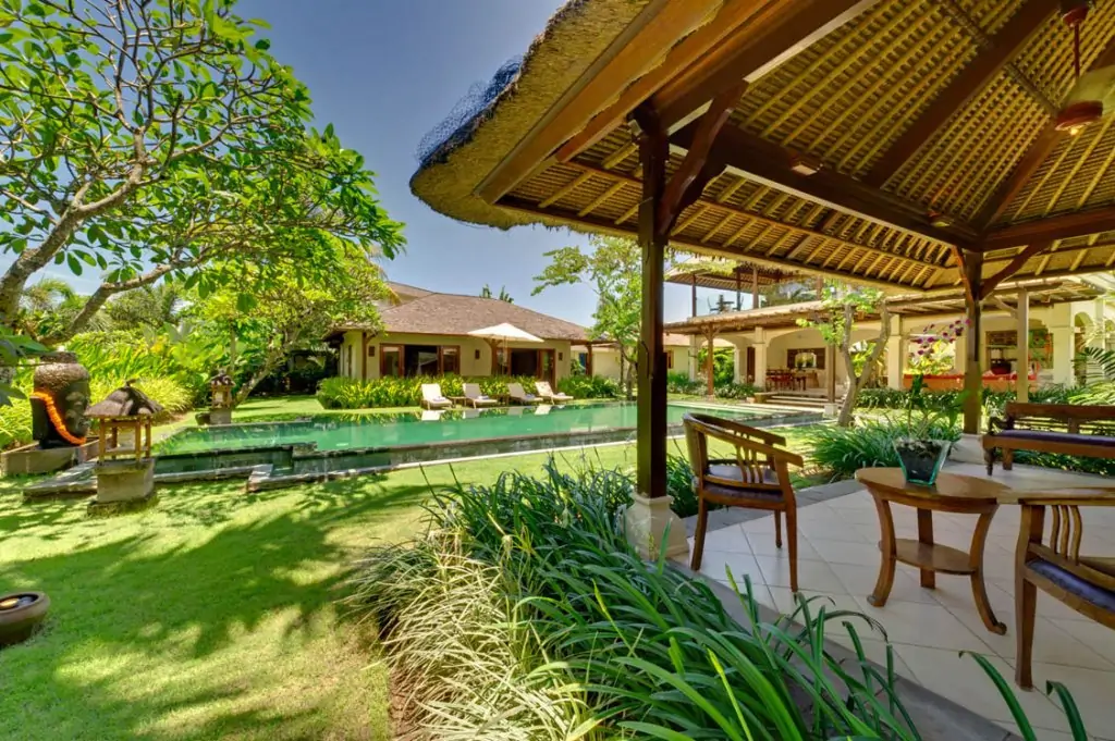 Villa Asmara - 4 Bedrooms Villa - Canggu Luxury Villa
