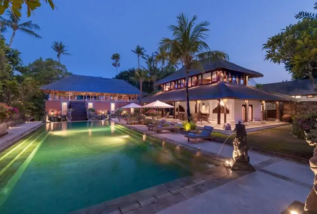 Villa Batu Jimbar - 8 Bedrooms Villa - Bali Villa Rentals in Sanur