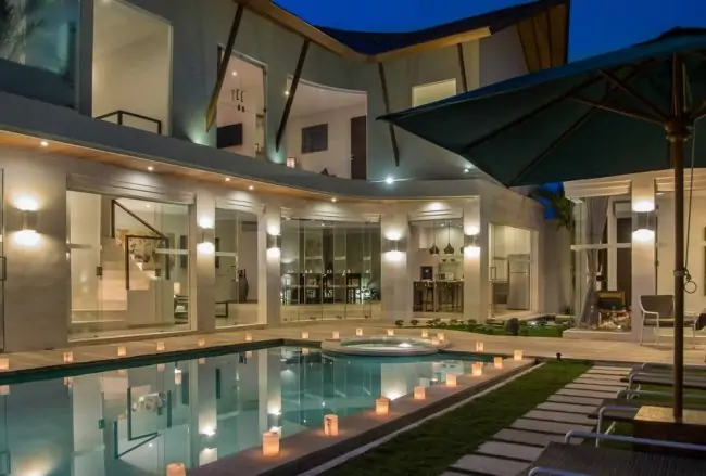 Villa Belle - 3 Bedrooms Villa - Bali Villa Rentals in Seminyak