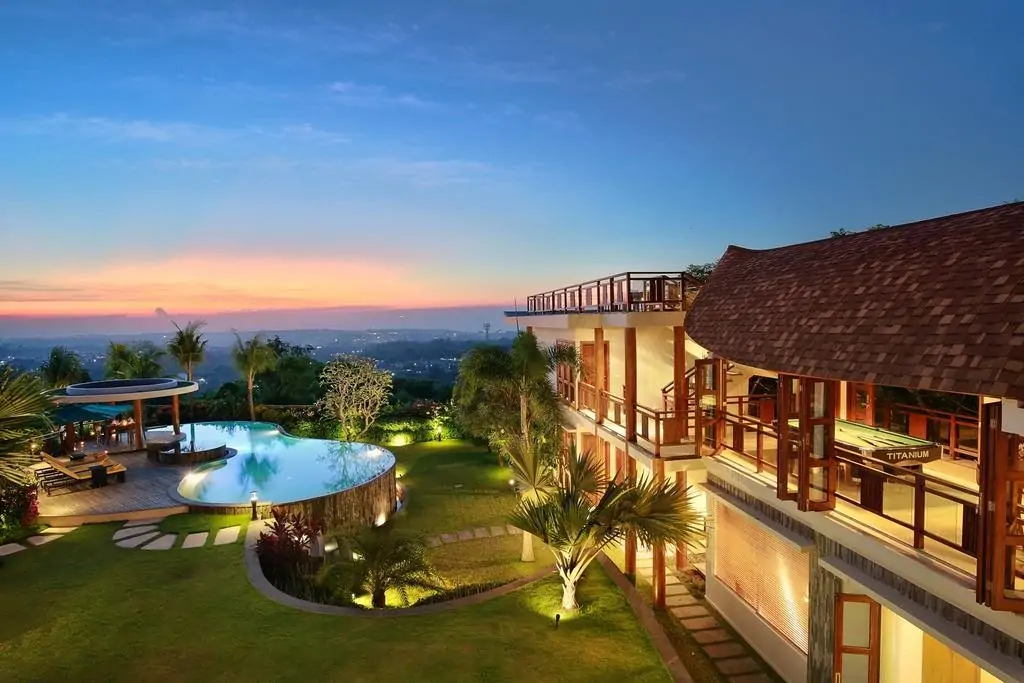 Casa Bonita Villa - 5 Bedrooms Villa - Bukit Unggasan Luxury Villa