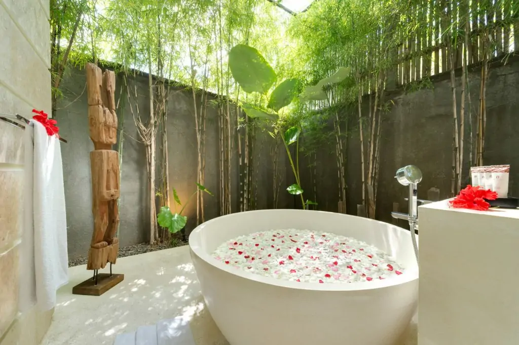 CASA BRIO VILLA - 4 Bedrooms Villa - Seminyak Luxury Villa