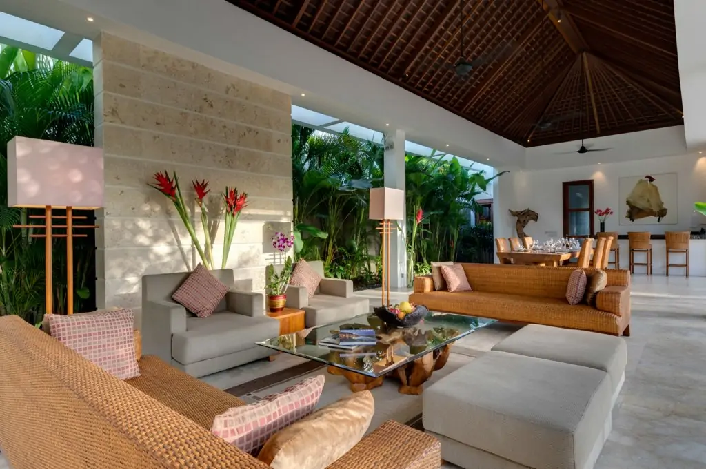 CASA BRIO VILLA - 4 Bedrooms Villa - Seminyak Luxury Villa
