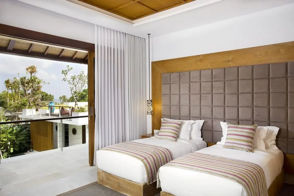 Cendrawasih Villa - 5 Bedrooms Villa - Seminyak Luxury Villa