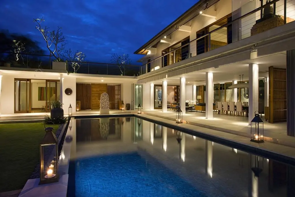 Cendrawasih Villa - 5 Bedrooms Villa - Seminyak Luxury Villa