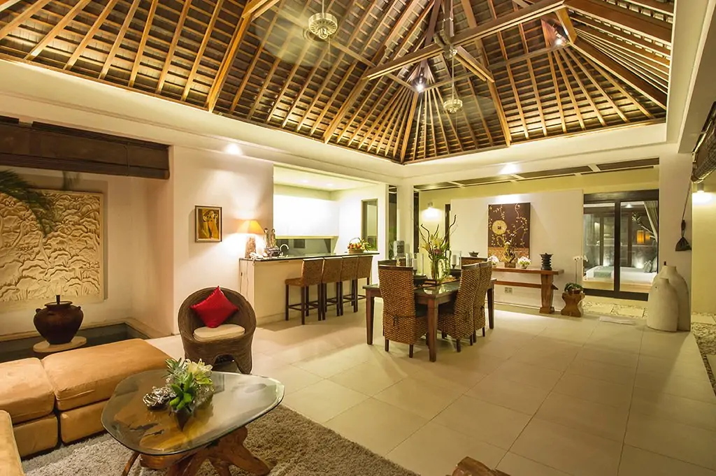 VILLA CHANDRA - 3 Bedrooms Villa - Seminyak Luxury Villa