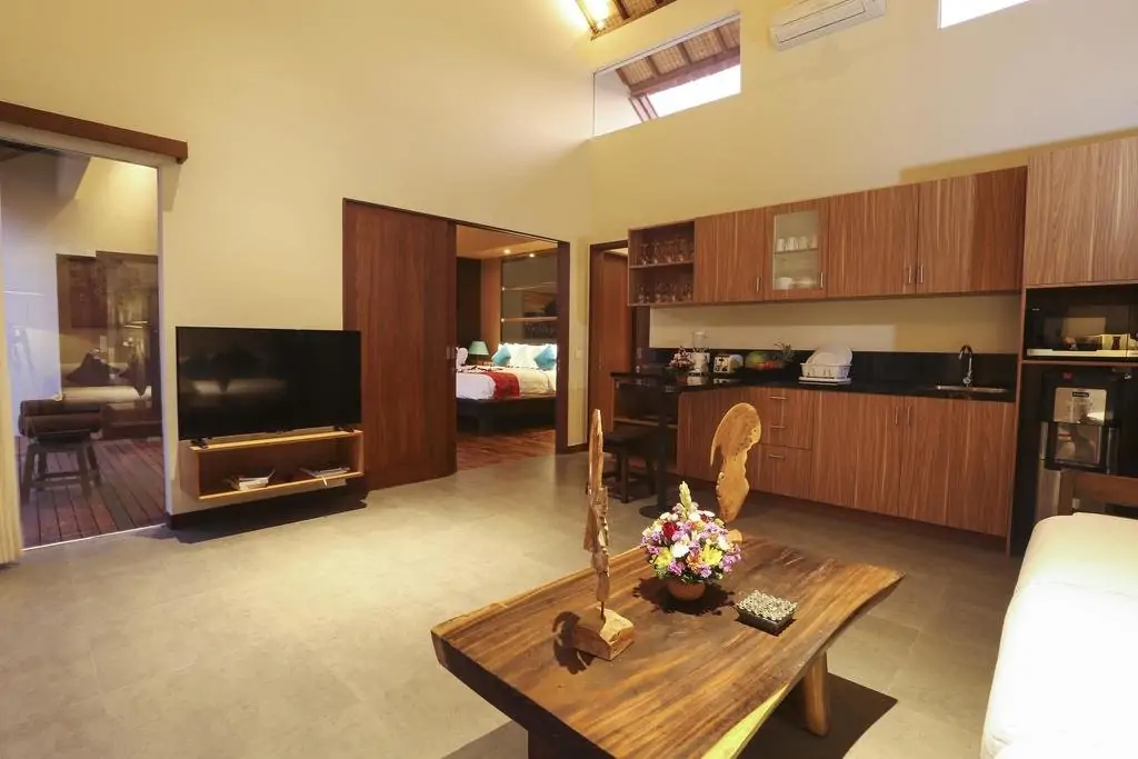 Desa Di Bali - 6 Bedrooms Villa - Seminyak Luxury Villa