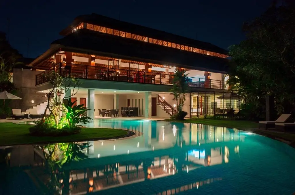 FC Residence Bali - 8 Bedrooms Villa - Badung Luxury Villa