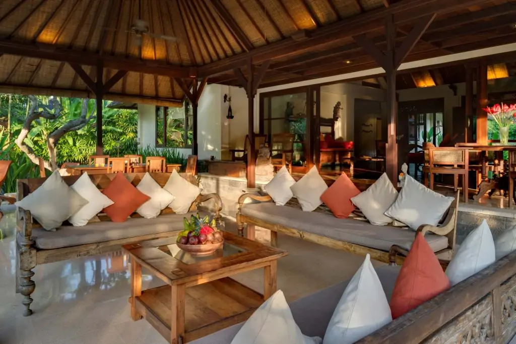 Frangipani Villa - 3 Bedrooms Villa - Jimbaran Luxury Villa