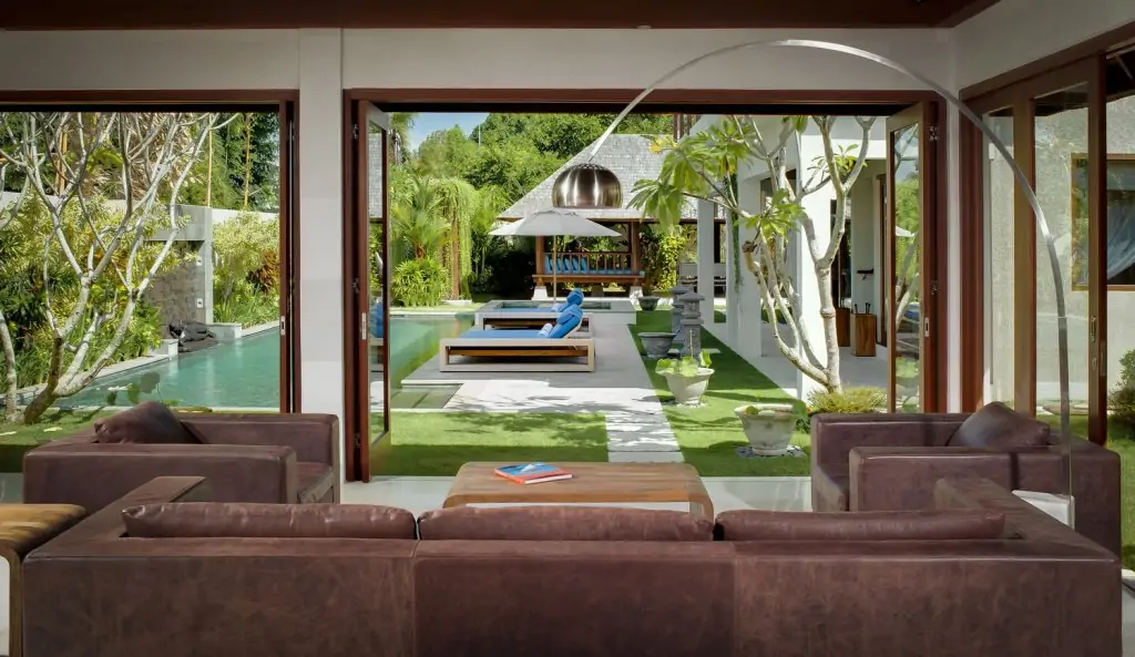 Villa Joss - 4 Bedrooms Villa - Kerobokan Luxury Villa