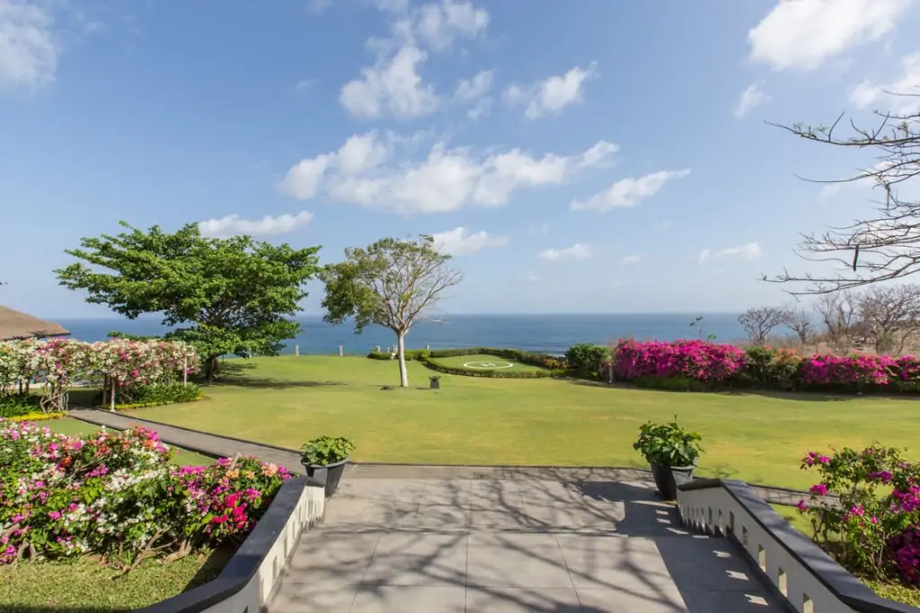 Karang Putih Villa - 11 Bedrooms Villa - Badung Luxury Villa