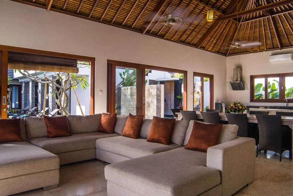 Kirgeo Villa - 4 Bedrooms Villa - Canggu Luxury Villa