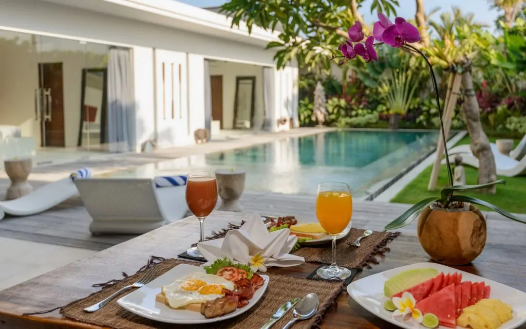 Villa Kyah - 3 Bedrooms Villa - Kerobokan Luxury Villa