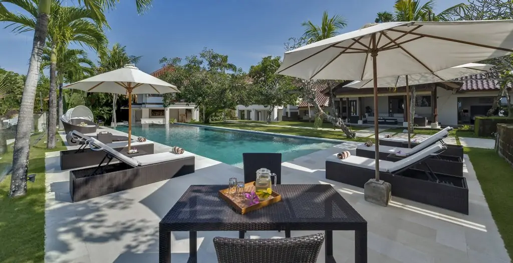 Manis Canggu Villa - 8 Bedrooms Villa - Canggu Luxury Villa