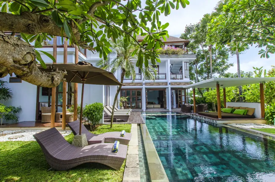 Poolside - Villa Marys Beach, Canggu Bali