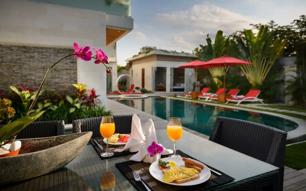 Villa Miro - 3 Bedrooms Villa - Seminyak Luxury Villa