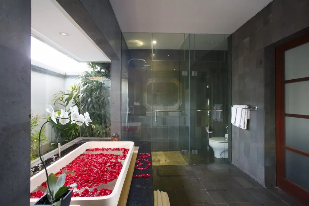 Nunia Villas - 2 Bedrooms Villa - Seminyak Luxury Villa