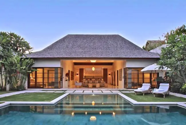 Nyaman Villas Seminyak - 10 Bedrooms Villa - Bali Villa Rentals in Seminyak