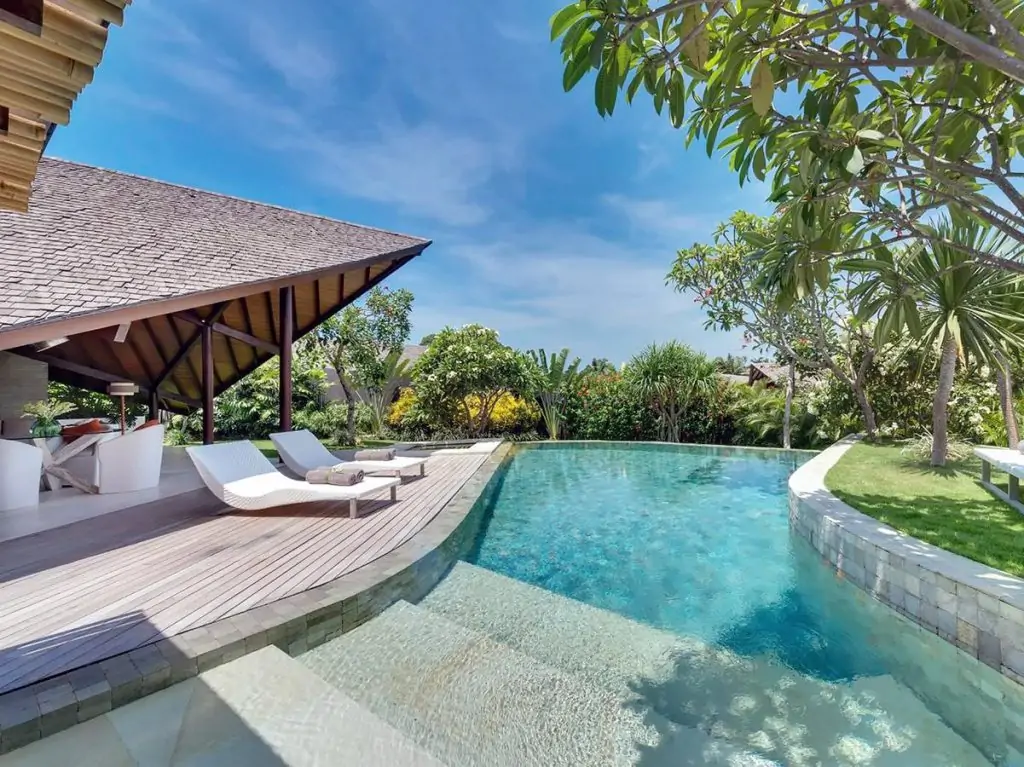 The Layar Villa - 4 Bedrooms Villa - Kerobokan Luxury Villa