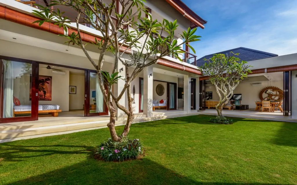 The Maya Villa - 4 Bedrooms Villa - Canggu Luxury Villa