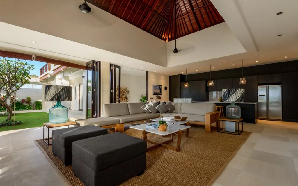 The Maya Villa - 4 Bedrooms Villa - Canggu Luxury Villa