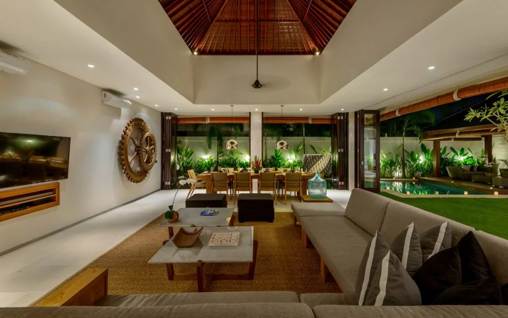 The Maya Villa - 4 Bedrooms Villa - Canggu Luxury Villa
