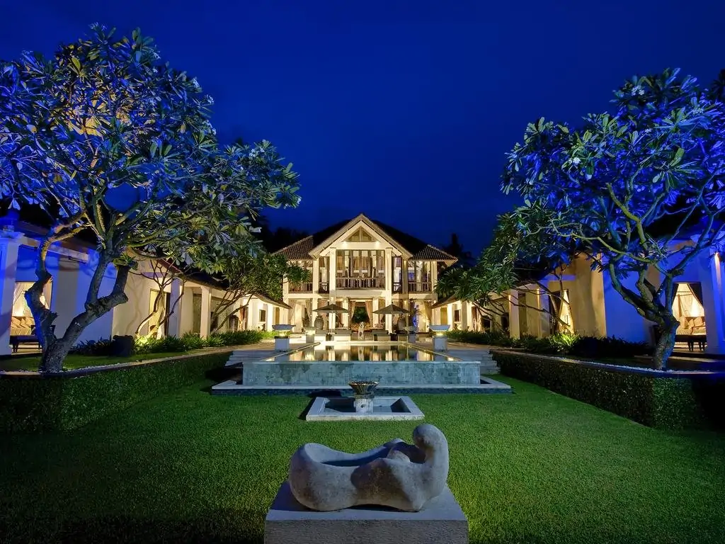 The Ylang Ylang Villa - 6 Bedrooms Villa - Gianyar Luxury Villa