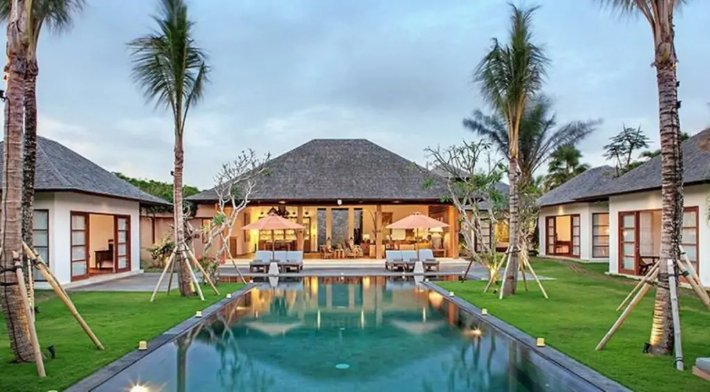 Villa Tiga Puluh - 7 Bedrooms Villa - Seminyak Luxury Villa