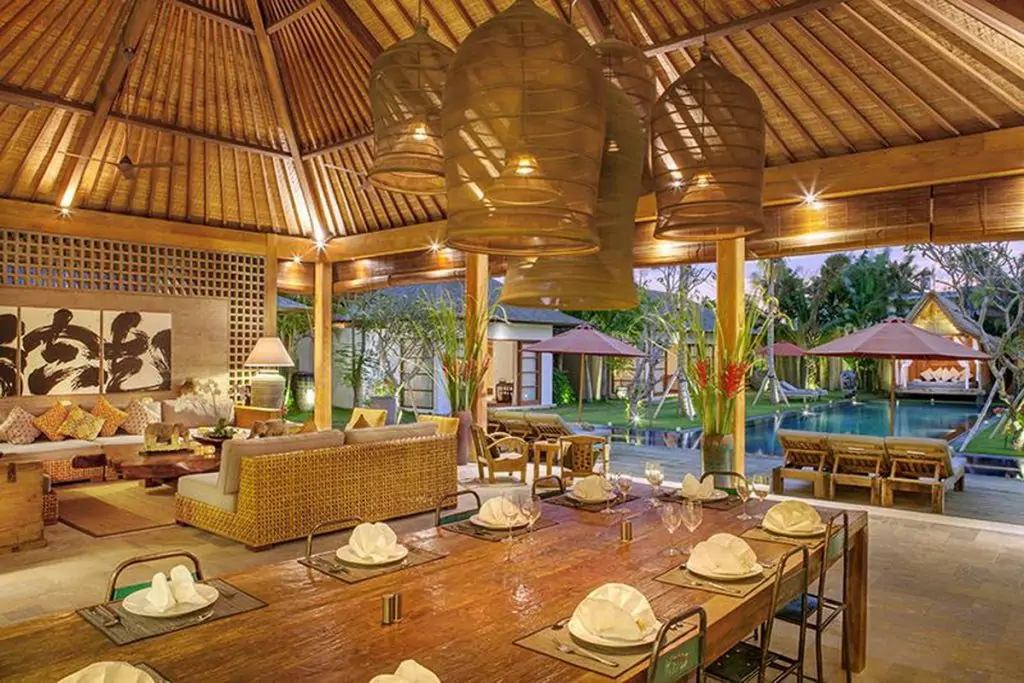 Villa Tiga Puluh - 7 Bedrooms Villa - Seminyak Luxury Villa