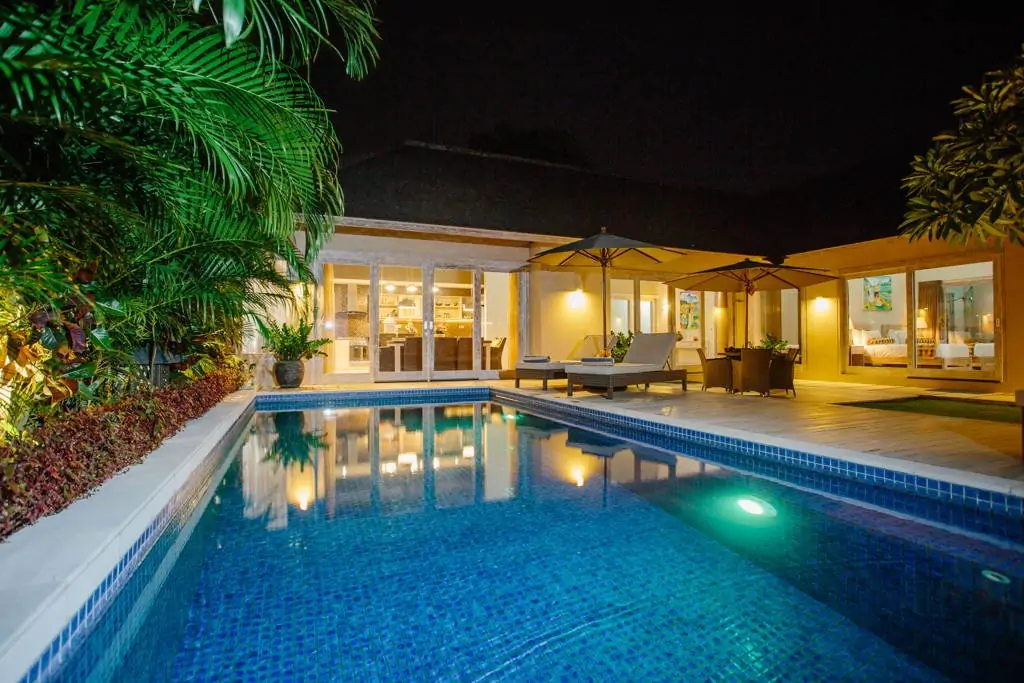 Tis Villa Seminyak - 3 Bedrooms Villa - Kerobokan Luxury Villa