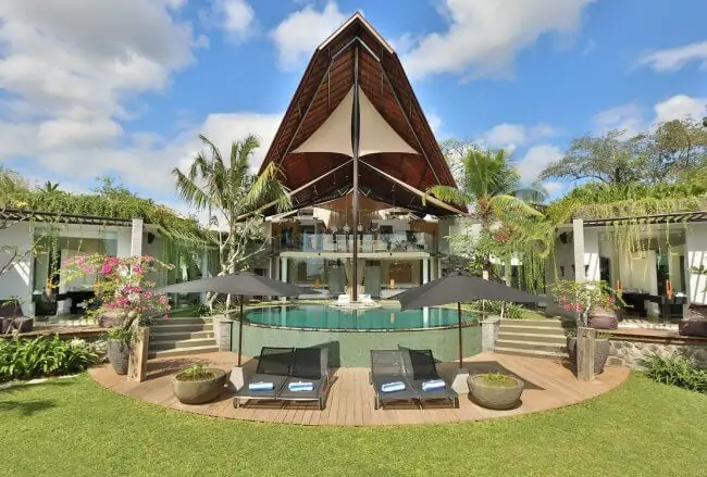 Villa Toraja - 4 Bedrooms Villa - Bali Villa Rentals in Canggu