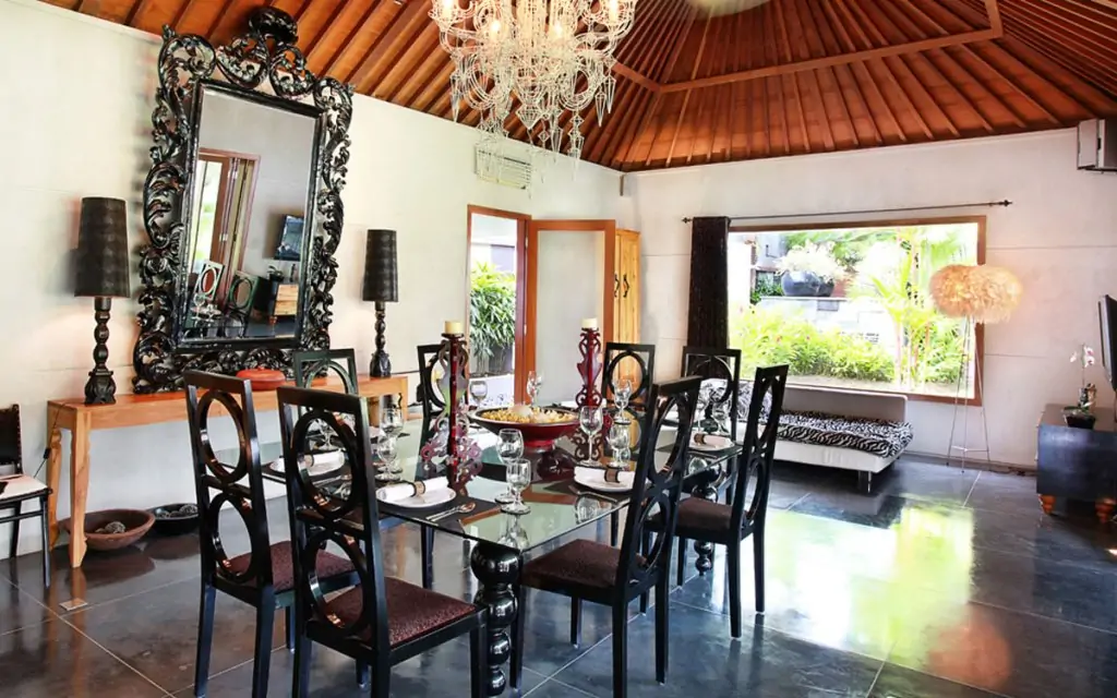 Villa Valentine - 5 Bedrooms Villa - Canggu Luxury Villa