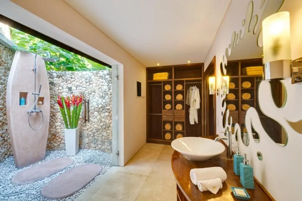 Lataliana Villa - 8 Bedrooms Villa - Seminyak Luxury Villa